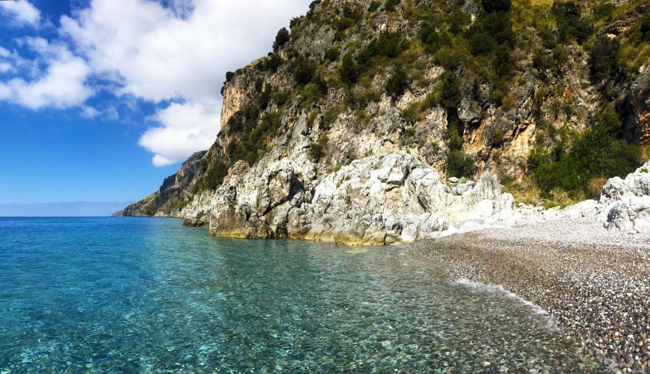By The Sea In Scario Exterior photo