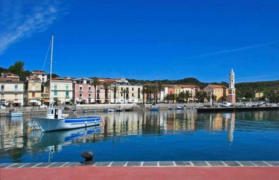 By The Sea In Scario Exterior photo